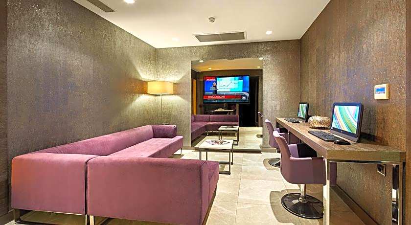 The New Hotel Zeybek