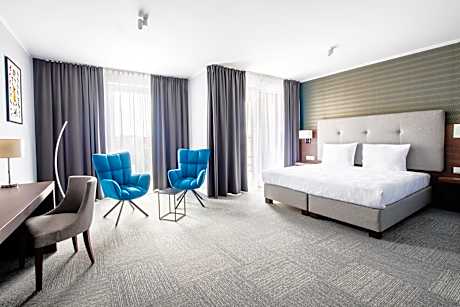 Deluxe Double Room with Balcony