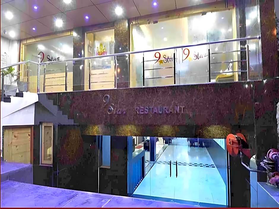 MD 9 Star Hotel