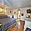 Cedar Wood Inn