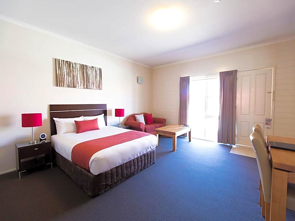 Quality Inn Colonial