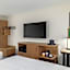 Hampton Inn Washington-Dulles Int'l Airport South