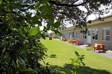 252 Beachside Motels & Holiday Park