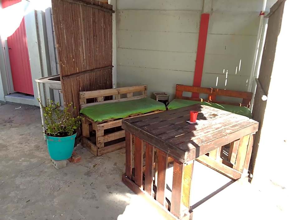 Sunset beach backpackers