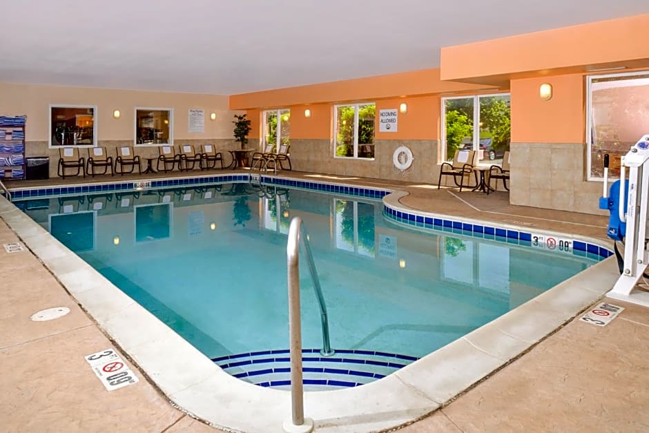 Holiday Inn Express Hotel & Suites Lancaster-Lititz By IHG