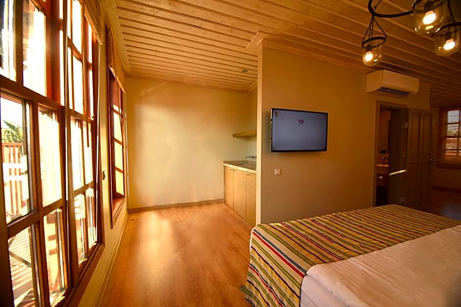 Alp Pasa Gazetta - Special Class