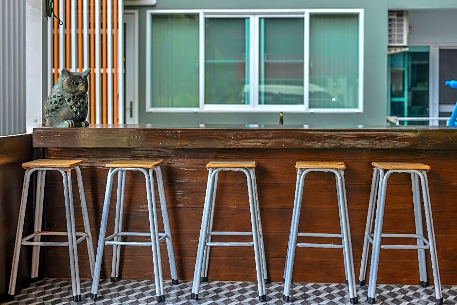 Nai Yang Place - Phuket Airport