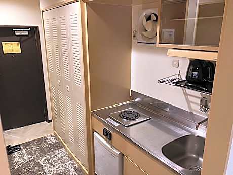 Semi Double Room - Smoking