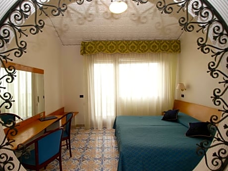 Double or Twin Room with Balcony and Sea View