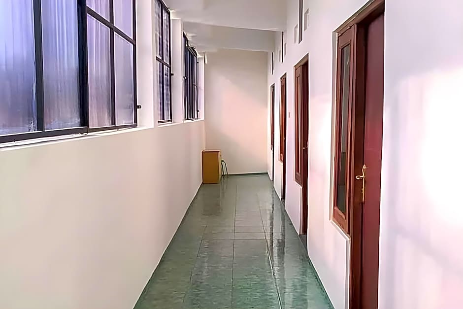 Griya Fadamas Syariah By Reddoorz – Madiun, MO