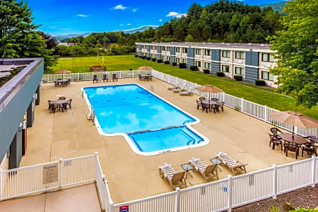 Quality Inn Oneonta Cooperstown Area