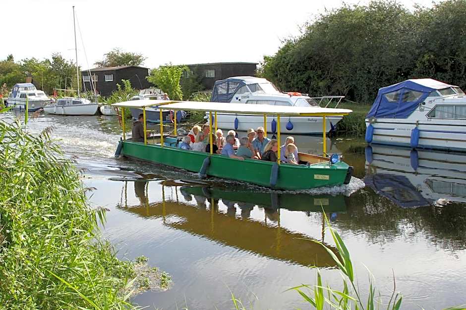 Le Bouchon Brasserie & Hotel