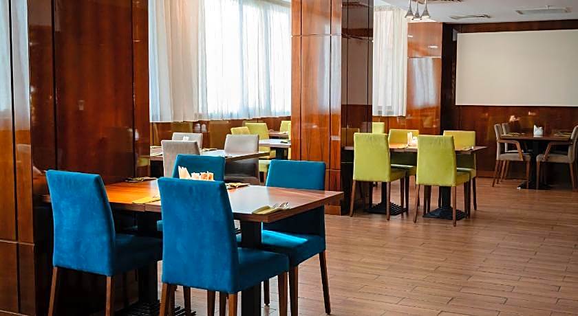 Holiday Inn Aktau By IHG