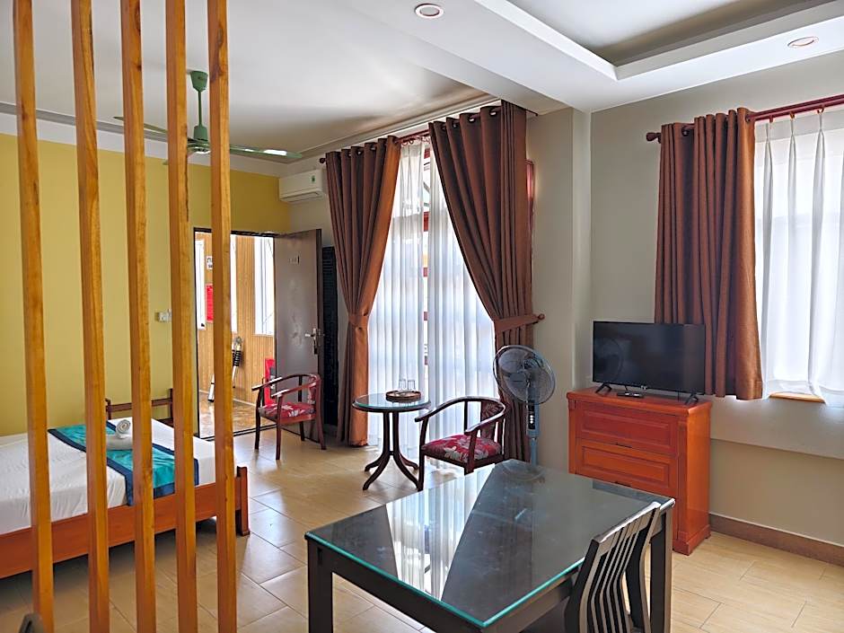 Sunny C Hotel