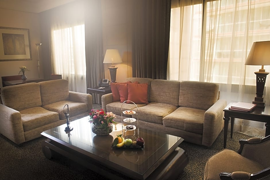 Le Bristol Hotel