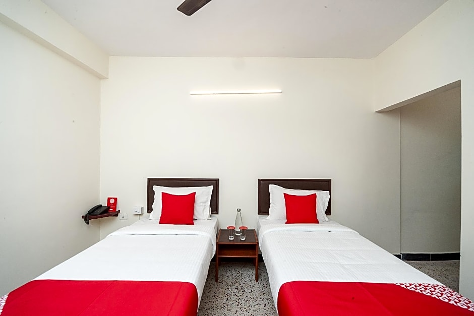 OYO Flagship 30746 Hotel Sakthi Park