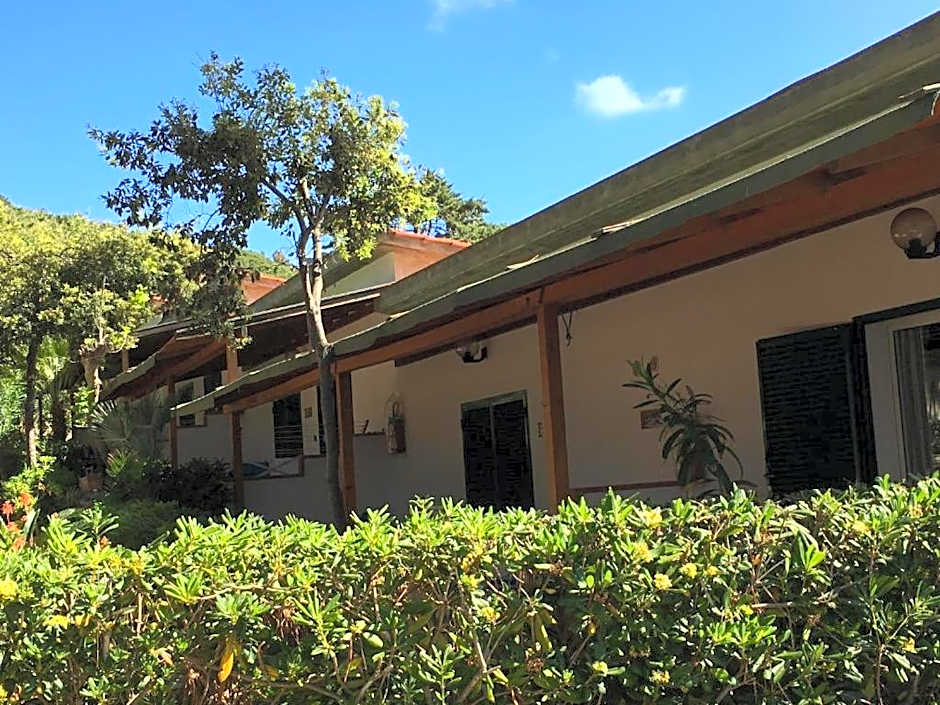 Residence Mandel 2 by Mandel Club