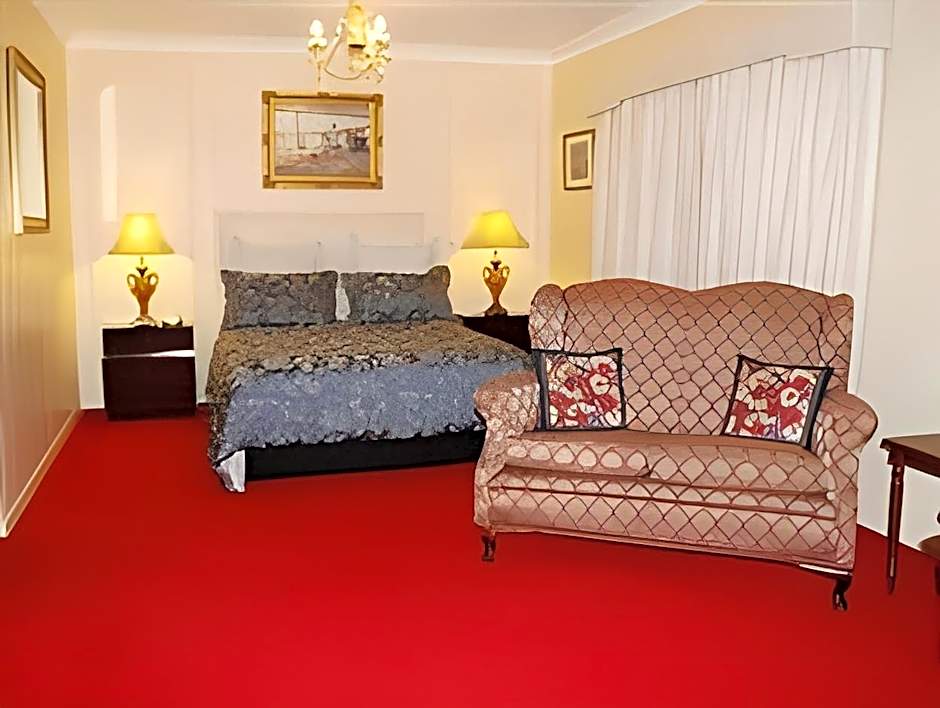 Foto 1 dari 4 — Spa Suite, Jetted Tub