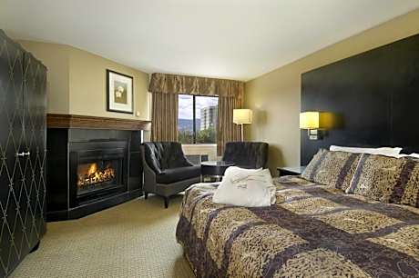 New York Studio King Suite - Non-Smoking