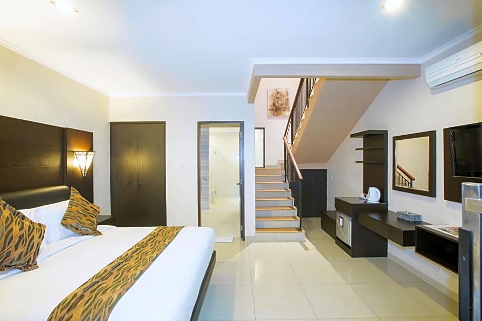 Flamingo Dewata Suite