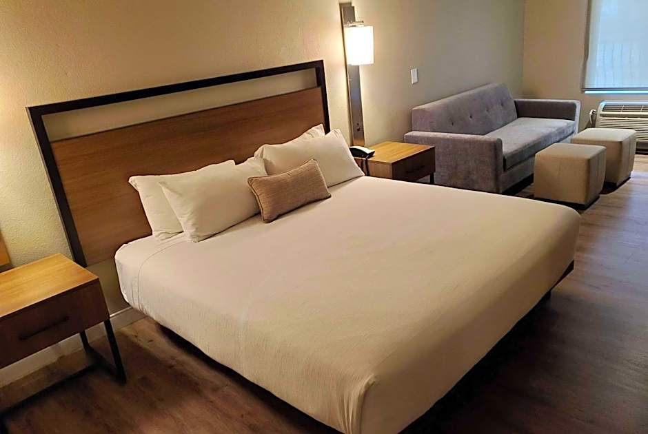 Wyndham Garden San Diego Near Seaworld