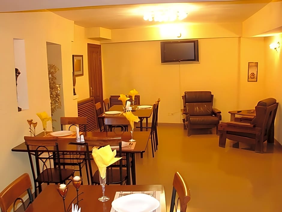 Hotel Diplomat Tbilisi