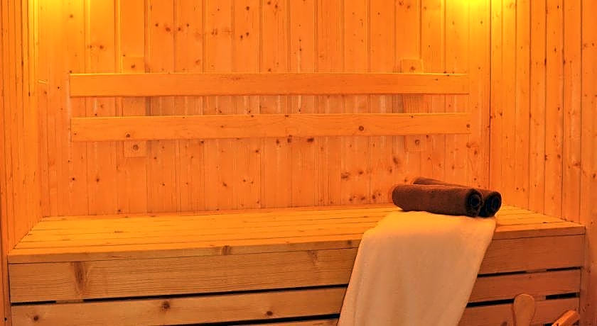 August Suites Pattaya