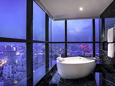 Prestige Suite with Club Access