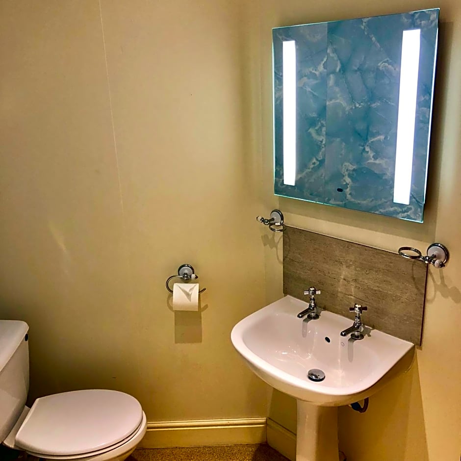 Best Western Compass Inn