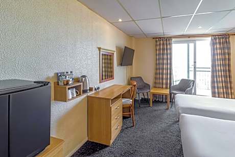 Premier Twin Room