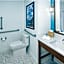 Compass Hotel Naples