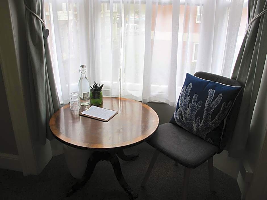 Stone's Throw Guest House