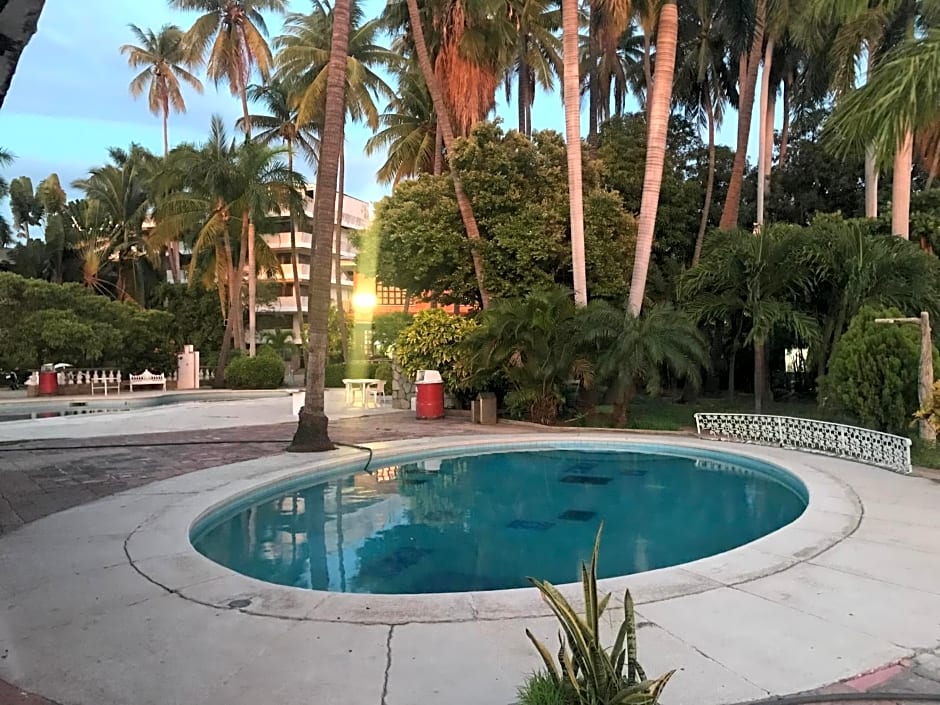 Hotel las hamacas