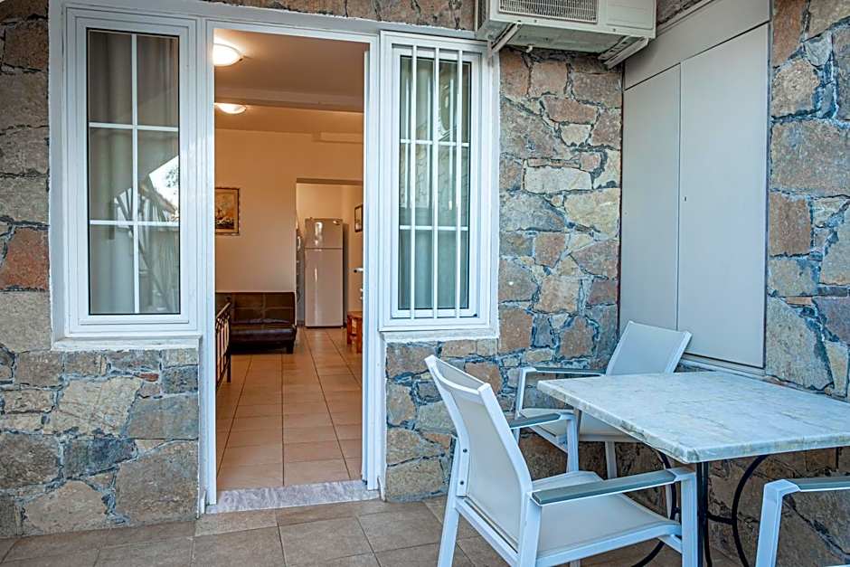Polydoros Appartments