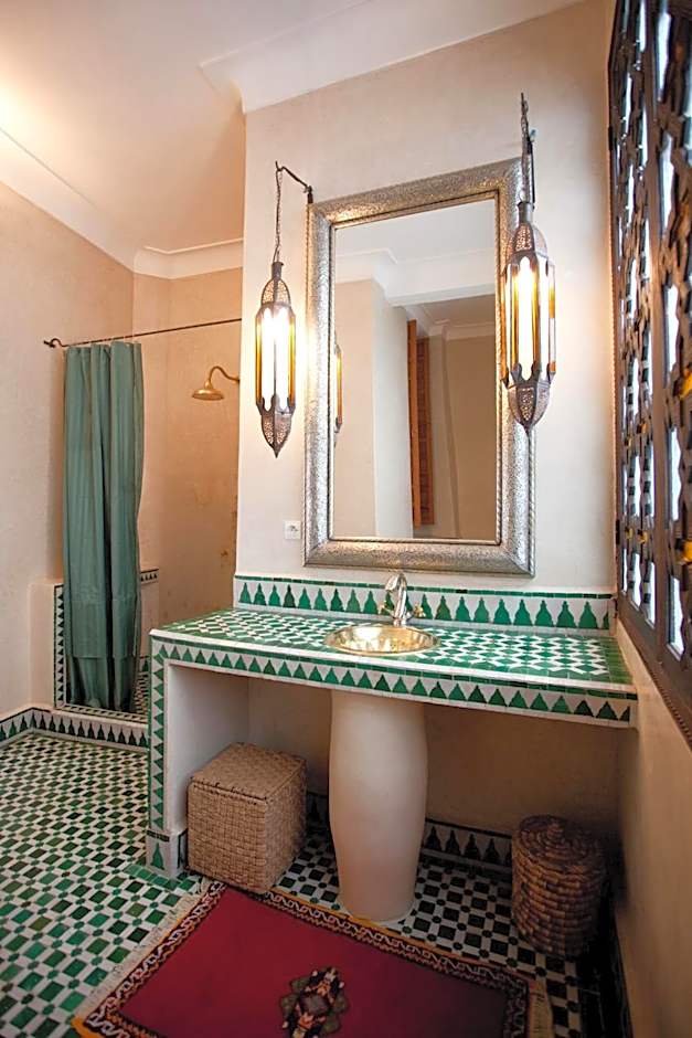 Riad Zineb