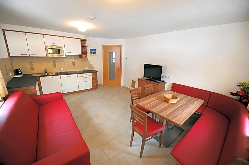 Apartments Restaurant Rusctlea