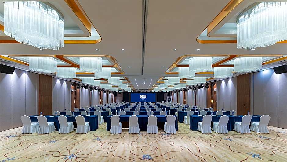 Holiday Inn Express Yinchuan Downtown By IHG