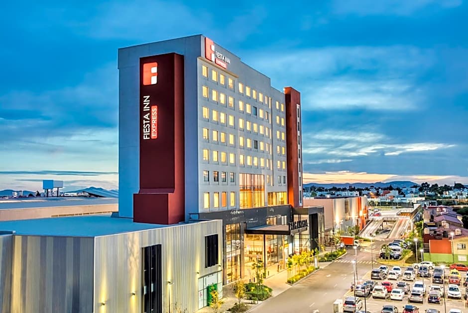 Fiesta Inn Express Puebla Explanada