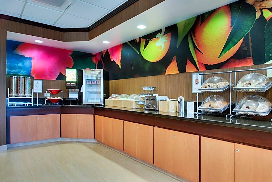 Fairfield Inn & Suites by Marriott Ottawa Starved Rock Area