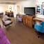 Hampton Inn & Suites Asheville Airport