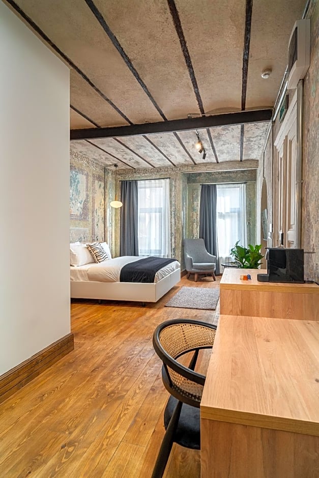 Urban Quarters - Büklü Han