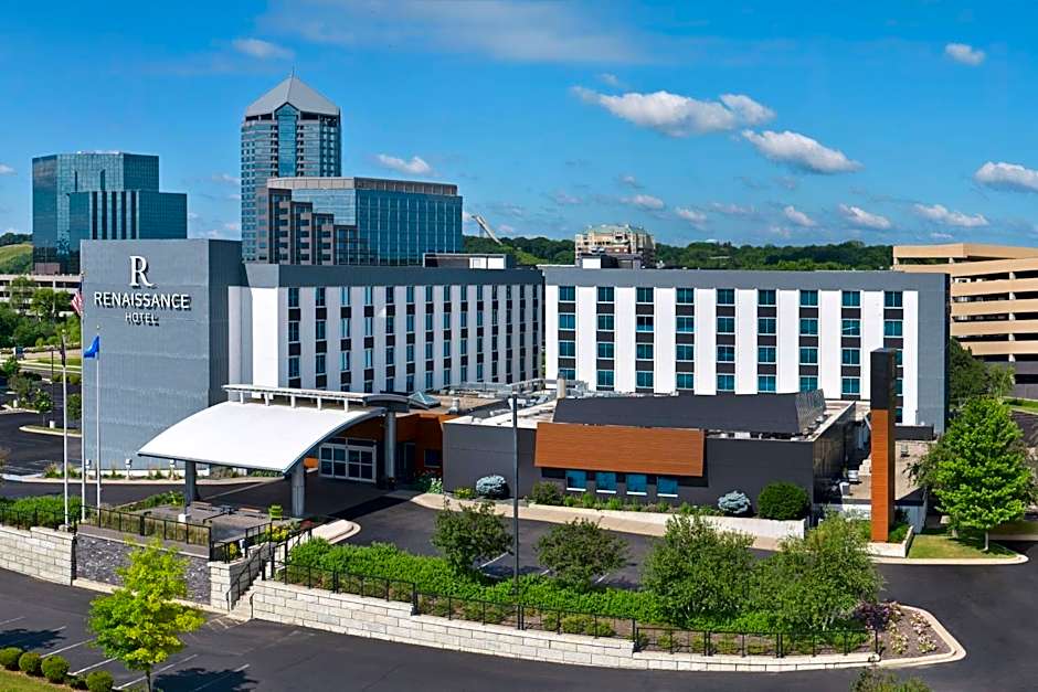 Renaissance by Marriott Minneapolis Bloomington Hotel