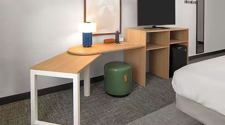 Spark by Hilton Indianapolis Northeast Fishers
