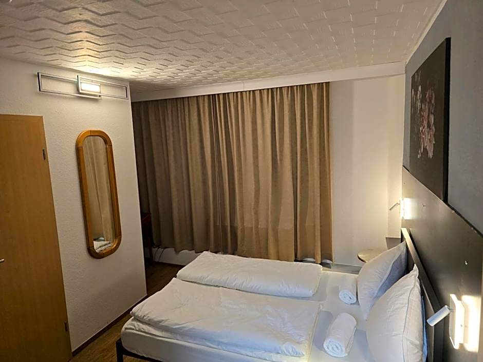 Niehler Hotel