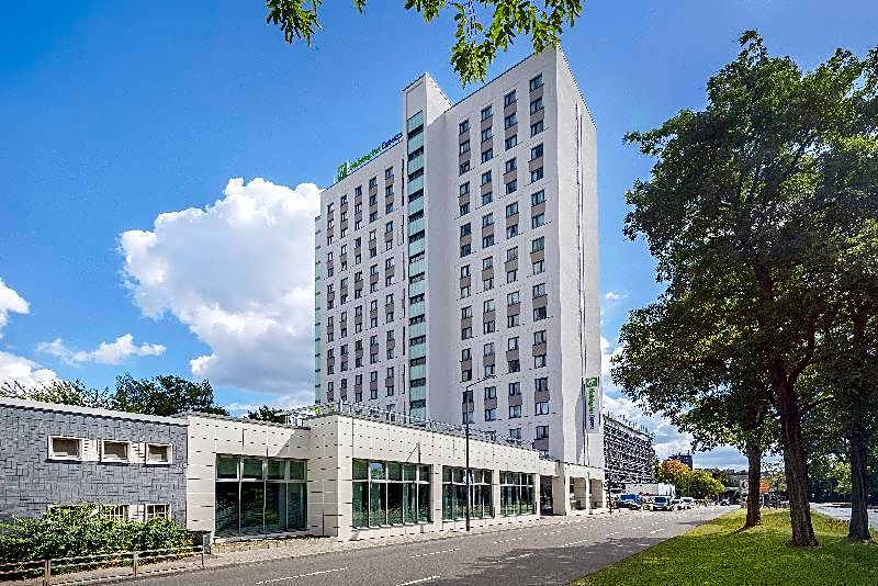 Premier Inn Koeln City Sued