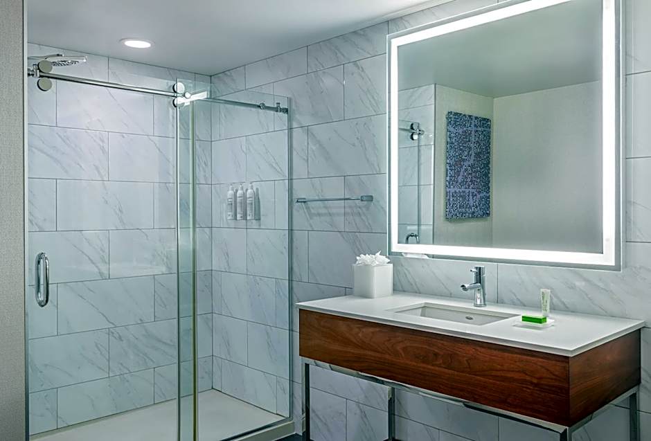 Le Meridien Indianapolis