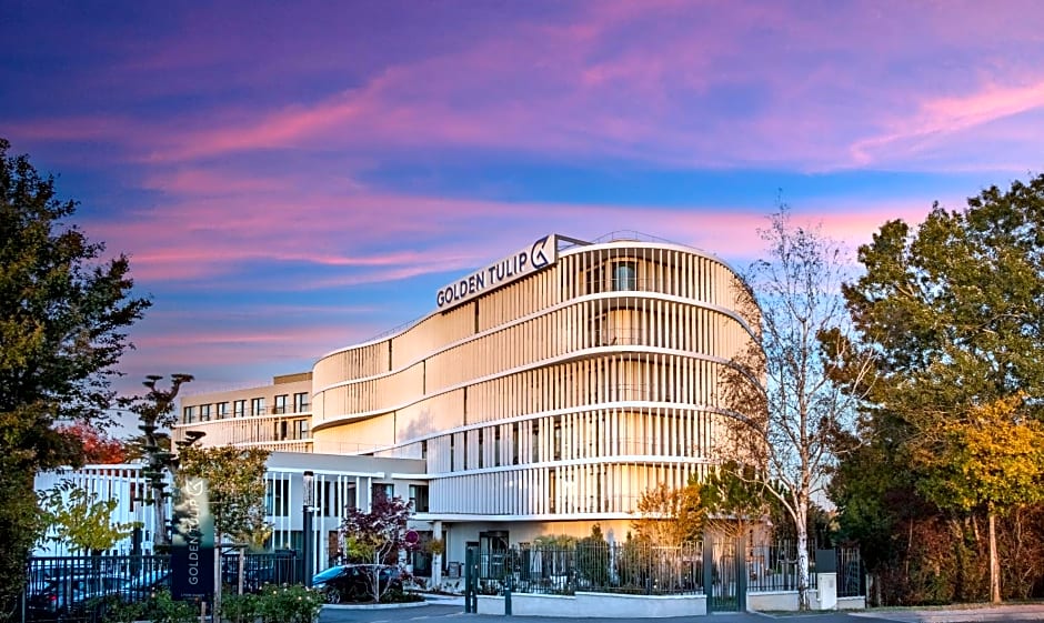 GOLDEN TULIP LYON OUEST TECHLID Hotel & Spa