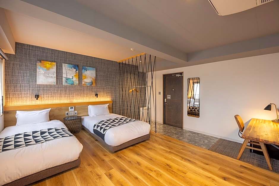 Photo 1 of 7 of Superior 2 Beds