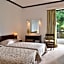 Limira Mare Hotel
