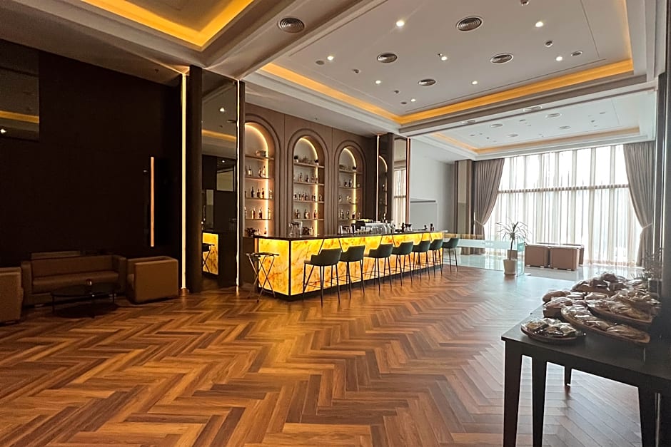 Asialink Hotel by Prasanthi